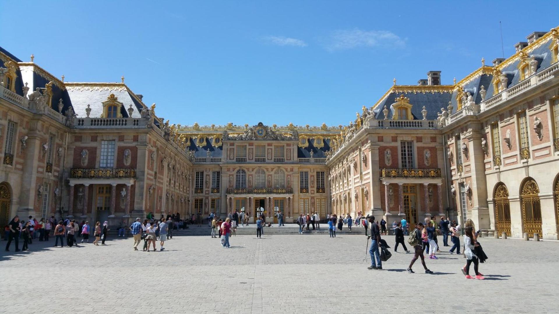 Appartement, A Proximite Du Chateau Versailles